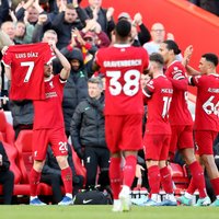 'Cīnāmies viņa dēļ' – 'Liverpool' futbolisti vienojas izmisušā komandas biedra Diasa atbalstam