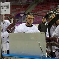Latvija spēlē krievu stila hokeju, uzskata Šveices izlases spēlētājs