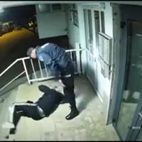 Faktu pārbaude: video redzamie kaušļi nav Latvijas Valsts policijas darbinieki