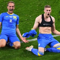 Ukraina papildlaika pēdējā minūtē šokē zviedrus un pirmo reizi iekļūst ceturtdaļfinālā