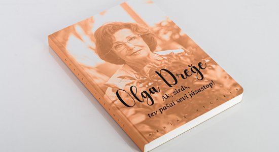 Sērijā 'Dzejas teātris' izdota Olgas Dreģes iemīļotā dzeja