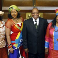 Džeikobs Zuma – vienīgais prezidents, kuram ir vairākas sievas