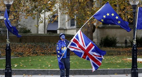 Опрос: половина британцев хотели бы провести новый референдум по Brexit