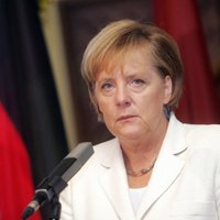 Меркель: Россия подает плохой пример Ирану и Северной Корее