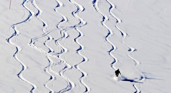 Kalnu slēpotājai Gasūnai otrā vieta FIS sacensībās slalomā