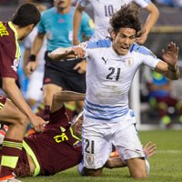 Urugvaja nespēj izkļūt no 'Copa America' apakšgrupas