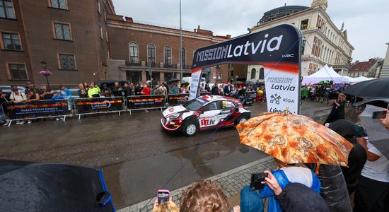 Rallija svētki var sākties: Rīgā svinīgi atklāj WRC posmu, Biķerniekos notiks nebijis ātrumposms