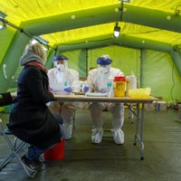 No ceturtdienas Liepājā darbosies mobilā telts 'Covid-19' testa veikšanai