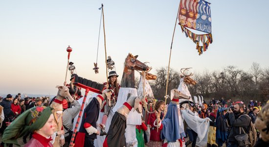 Neparastās maskās un īpašos tērpos 18. februārī cilvēki izies ielās karnevālā Čehijā