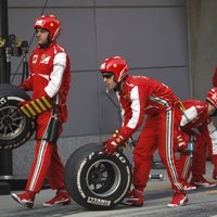 'Pirelli' uz Bahreinas F-1 posmu nevedīs nokritizētās mīkstā sastāva riepas