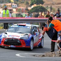 Kubica izvirzās līderos Kanāriju salu rallija pirmajā dienā