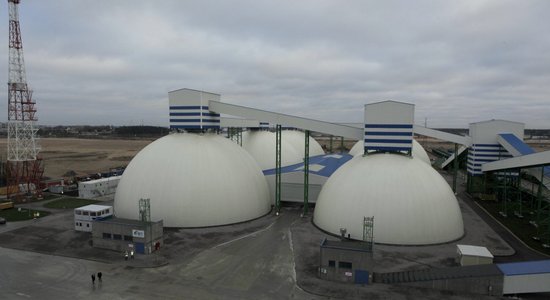 Ar sankcionēto Mazepinu saistītais 'Riga fertilizer terminal' tiesājas par izmaiņām Uzņēmumu reģistrā