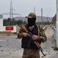 Atsākušās sadursmes uz Kirgizstānas un Tadžikistānas robežas