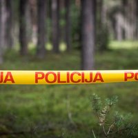 Policija meklē ar Covid-19 inficējušos sievieti, kura patvaļīgi pametusi infekcijas skarto patversmi Rīgā