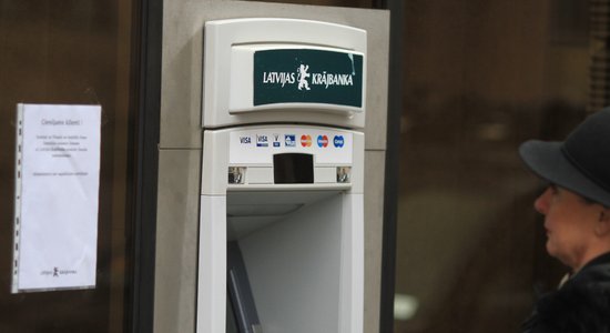 Krājbankas bankomātus izsolē piedāvās par 72 000 latu