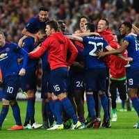 Mančestras 'United' emocionālā UEFA Eiropas līgas finālā nodrošina ceļazīmi uz Čempionu līgu