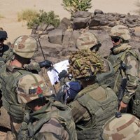 Franču karavīrus no Mali izvedīs aprīlī