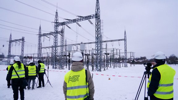 Foto: Kā Rēzeknē atslēdzās no Krievijas elektrotīkla