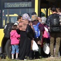 Vācijas pilsētā Zīgenē sieviete autobusā sadur piecus cilvēkus