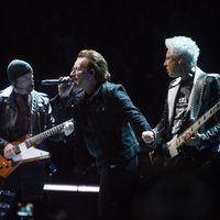 'U2' velta dziesmu 'Hamas' upuriem mūzikas festivālā Izraēlā