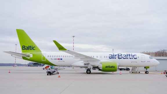 airBaltic - 3