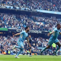 'Manchester City' varonīgi atspēlējas un neklātienes cīņā triumfē premjerlīgā