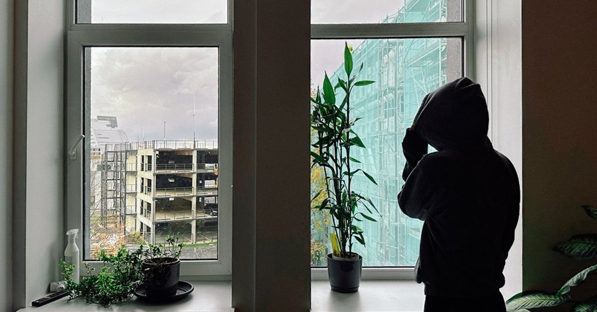 Судимый 45-летний мужчина намерен жениться на 16-летней девушке. Им не ...