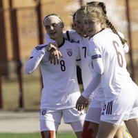 Latvijas U-19 futbolistes kvalifikācijas turnīru noslēdz ar neizšķirtu