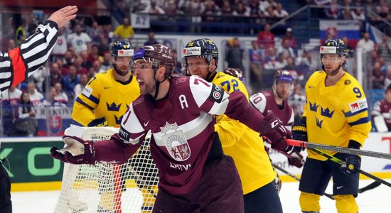 Сборная Латвии крупно проиграла Швеции и осложнила себе попадание в плей-офф ЧМ