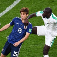 Senegālas un Japānas futbolisti fantastiskā duelī cīnās neizšķirti