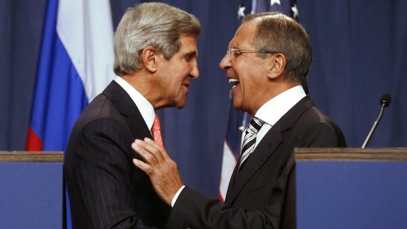 John Kerry and Sergei Lavrov 