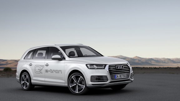 Audi Q7 e-tron