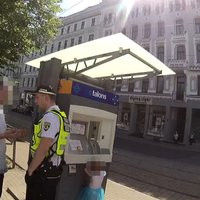 Rīgā aiztur 'auklīti' 3,48 promiļu reibumā