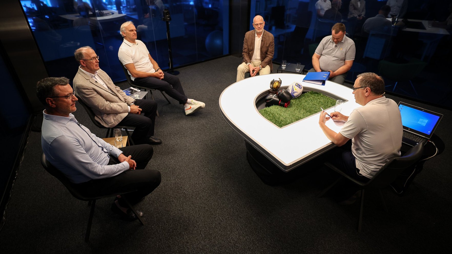 ES nauda treneriem, slinkais Pāvels Burē un kurš atceras olimpiskās vērtības? – LOK kandidātu debates