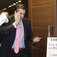 Dienvidkorejā arestē vīrieti par draudiem nogalināt ASV vēstnieku