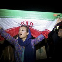 Irānas prese slavē jauno laikmetu bez Rietumu sankcijām