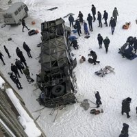 Autobusam nogāžoties no tilta, Krievijā gājuši bojā 19 cilvēki