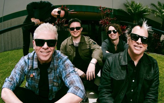 Rīgā uzstāsies grupa "The Offspring"; īpašie viesi – "Simple Plan" 