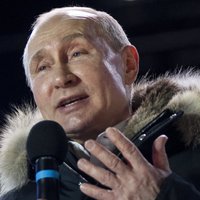 Putins liek jaunnedēļ sākt masveida vakcināciju pret Covid-19