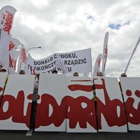 Polijas komunistu diktators atzīts par slimu tiesāšanai