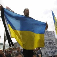 Mītiņā Kijevas Neatkarības laukumā atsakās izformēt protesta nometni