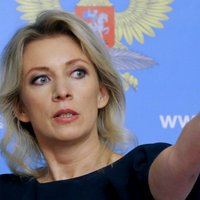 Захарова потребовала от МИД Франции извинений за фейки о России