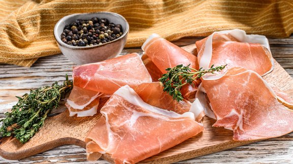 prošuto, Prosciutto crudo, šķiņķis