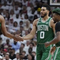 'Celtics' pagarina sēriju pret 'Heat' un vēl saglabā cerību