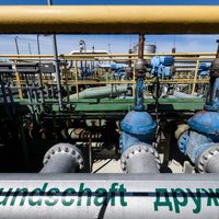 Polijā atjaunots naftas vada 'Družba' bojātais posms
