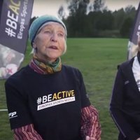 Video: Seniori #BeActive ietvaros aizvada atklāto treniņu Sabilē