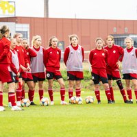 Covid-19 skar arī Latvijas U-17 sieviešu futbola izlasi