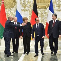 "Марафонские" переговоры в Минске продолжаются более 13 часов без сна и отдыха