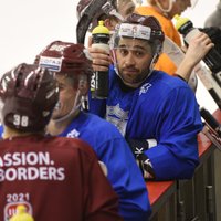 Latvijas hokeja izlase trešo darba nedēļu pirms PČ sāk bez izmaiņām kandidātu sarakstā