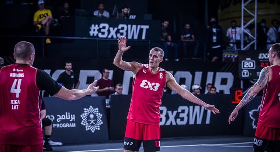 3x3 basketbolisti finālposma ceturtdaļfinālā piekāpjas Tokijas vicečempioniem